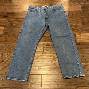 Vintage Levi’s 505 Regular Fit Size 38 x 30